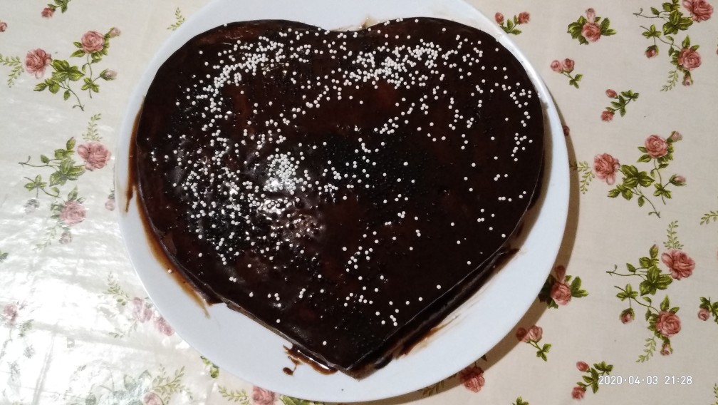 Кекс с шоколадной глазурью