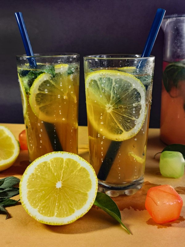 Cold green tea с лимоном и медом
