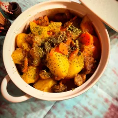 Жаркое из тыквы с мясом в духовке