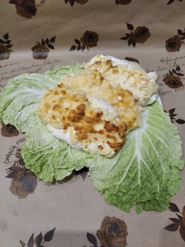 Куриная грудка с ананасами