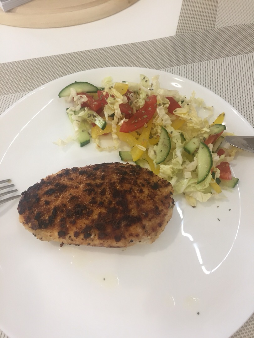 Куриные биточки с сыром