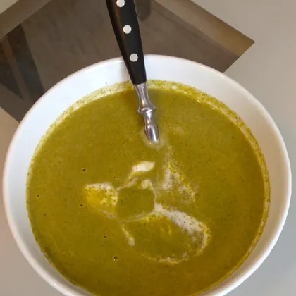 Крем-суп из шпината в мультиварке