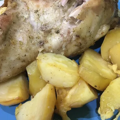 Кролик с картофелем в духовке