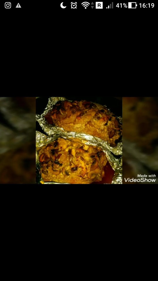 Мясо с грибами в духовке