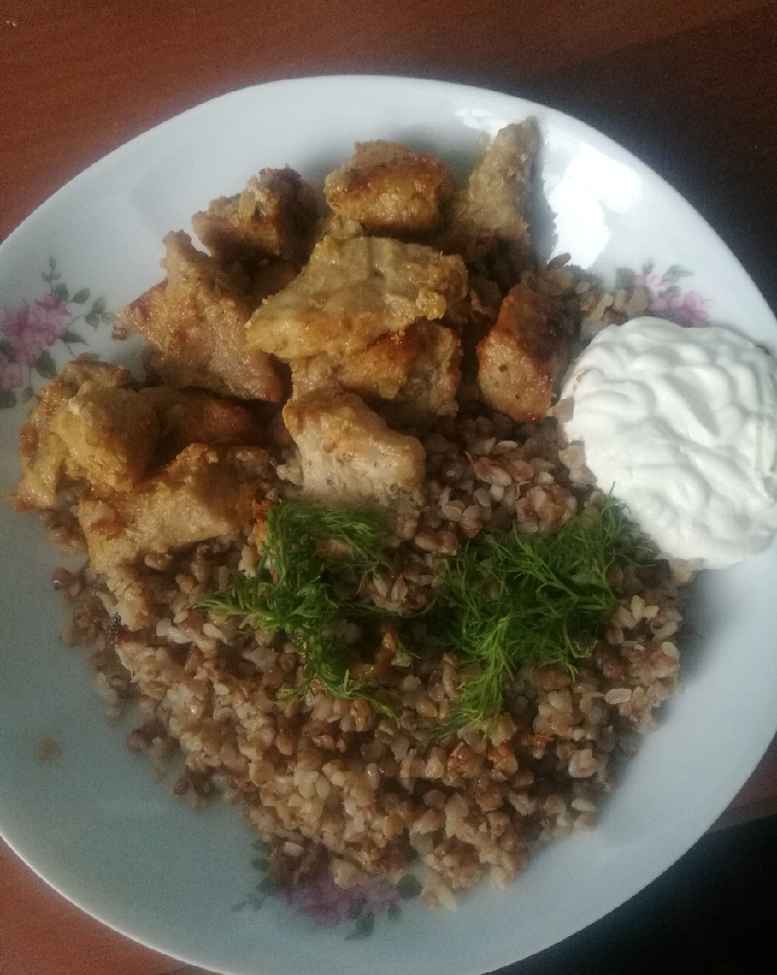 Свинина с гречкой