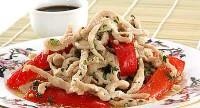 Мясо, тушенное со сладким перцем