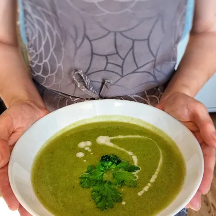 Крем-суп из брокколи и цветной капусты #чемпионатмира #россия