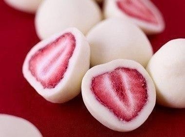 Конфеты из натуральной клубники