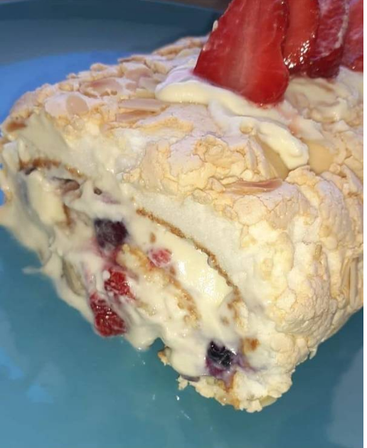 Меренговый рулет