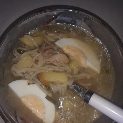 Куриный суп с вермешелью