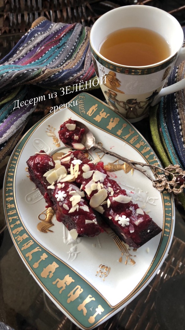 Десерт из зеленой гречки