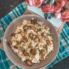 Салат с кукурузой, сыром и яйцами