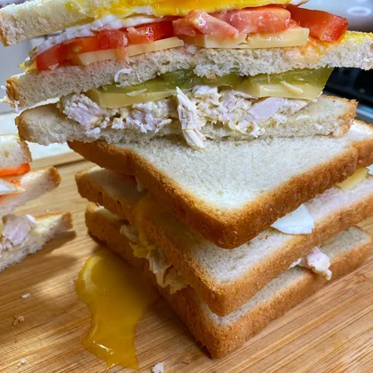 Бутерброд с яйцом - клаб-сэндвич
