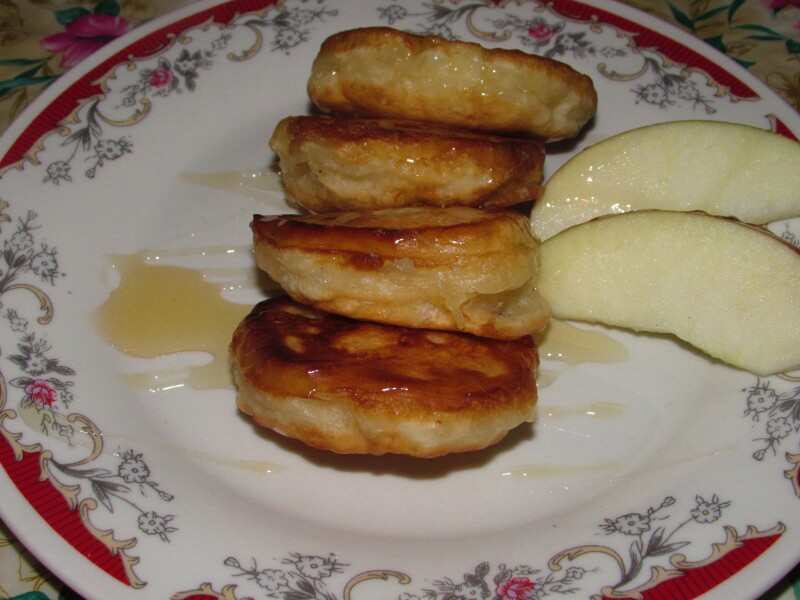Шикарные оладьи с яблоком