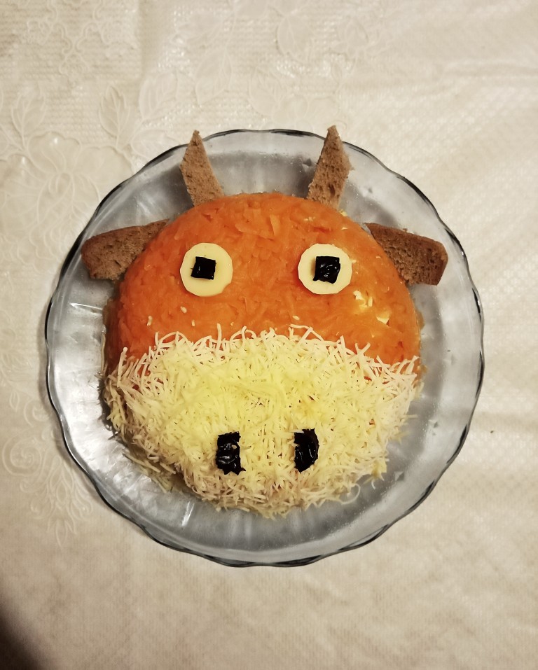 Салат "Бычок"