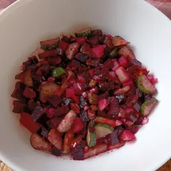 Винегрет с финиками
