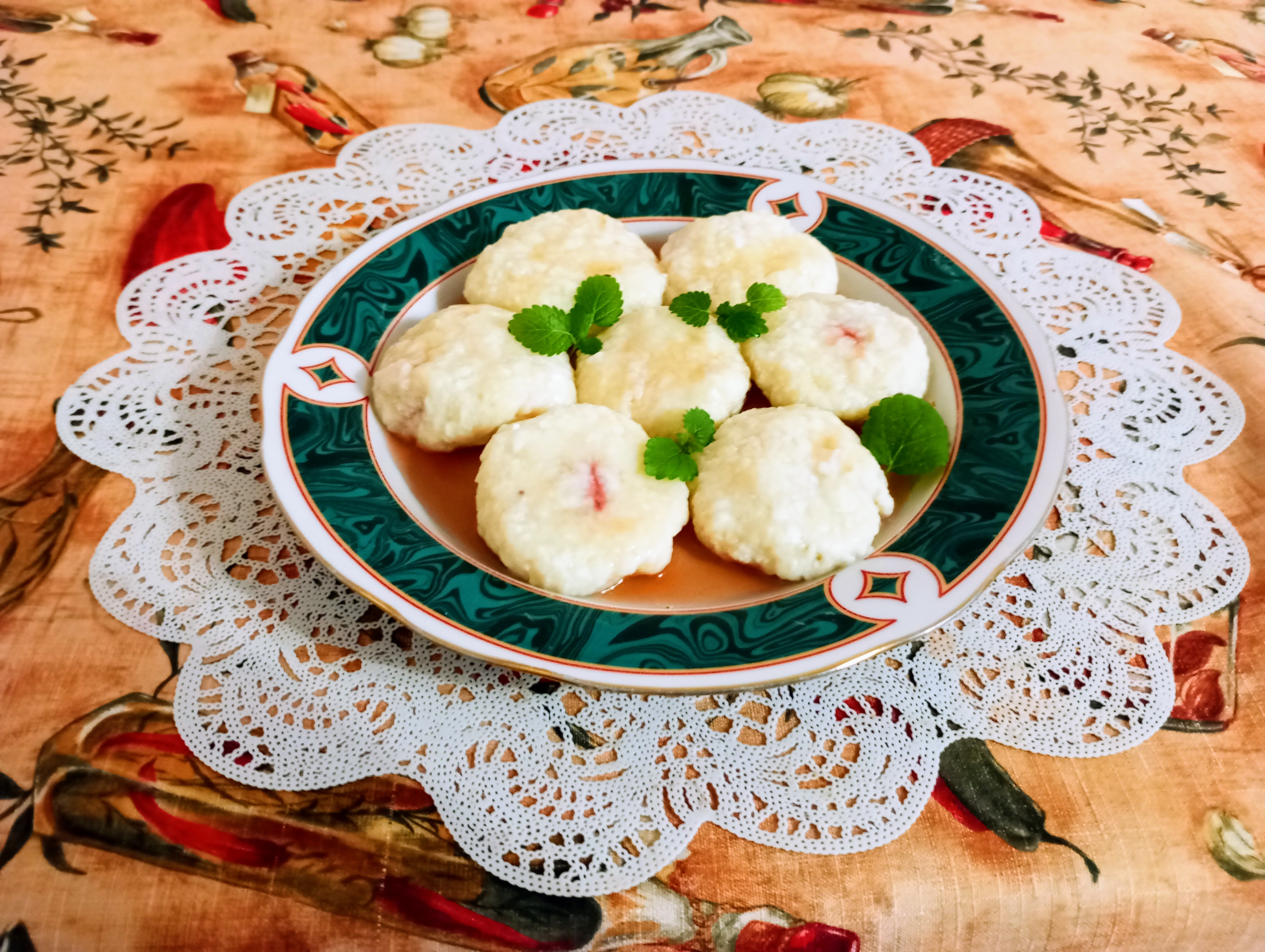 Ленивые вареники с клубникой