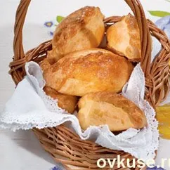 Пирожки с рисом и зеленым луком