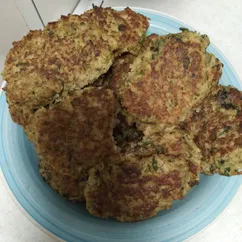 Котлеты из цветной капусты с брокколи