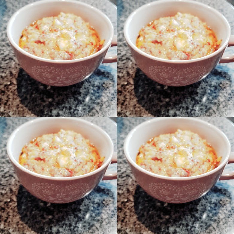 Каша кукурузная с семенами льна и чиа