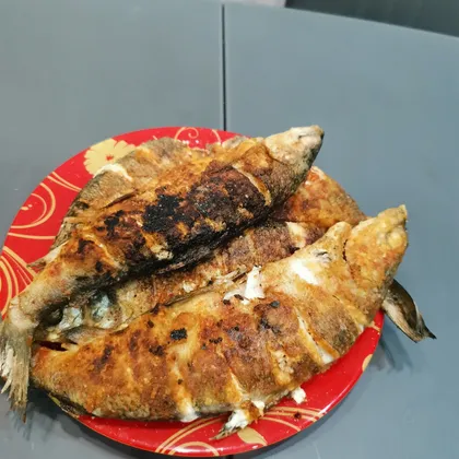 Жареная рыба Сиг