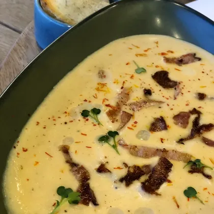 Сырный суп с беконом и сухарями из багета 🤌