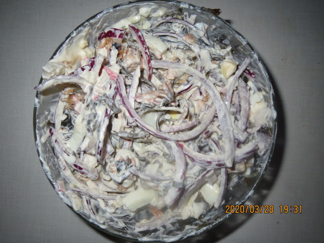 Салат из лапши с крабовыми палочками и кукурузой рецепт с фото пошагово - lilyhammer.ru