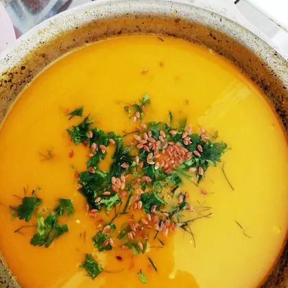 Тыквенный крем-суп на курином бульоне