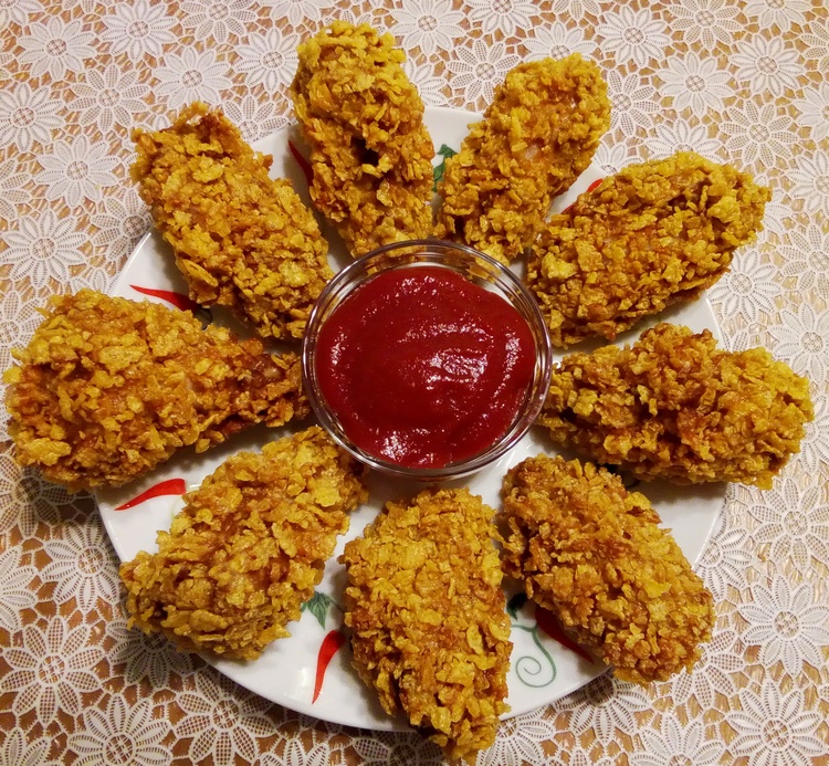 Куриные стрипсы в хрустящей панировке