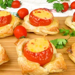 Слойки с фаршированными помидорами | Puffs with the stuffed tomatoes