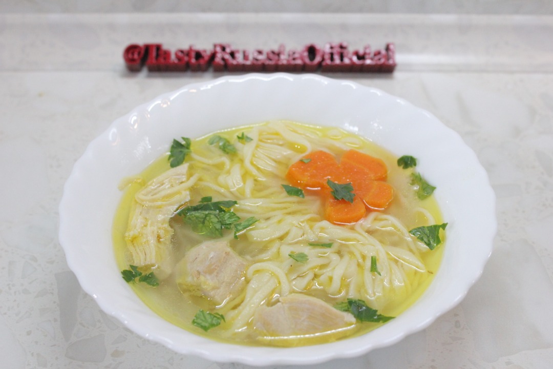 Суп-лапша из домашней курицы, пошаговый рецепт на ккал, фото, ингредиенты - Simona
