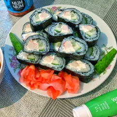 Роллы с крабовыми палочками 🍣