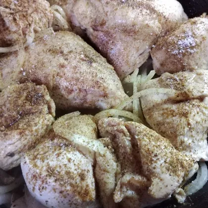 Курица жареная с луком