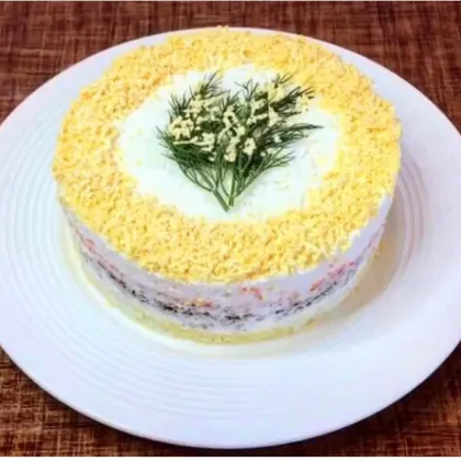 Слоеный салат с тунцом «Мимоза»