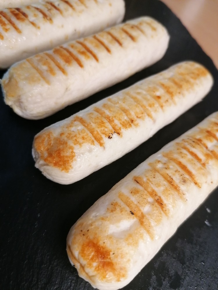 Сосиски из филе курицы