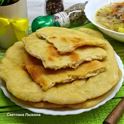 Лепёшки на сыворотке в мультиварке