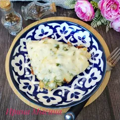Омлет с мясом, сосиской и лавашом