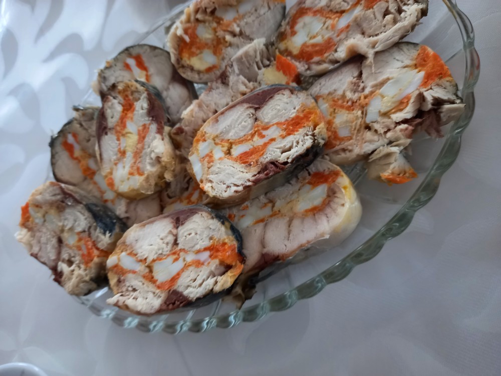 Рулет из скумбрии