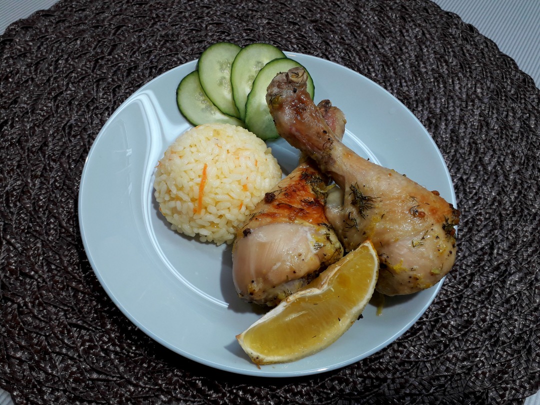 Куриное филе с рисом и овощами. Рецепт.