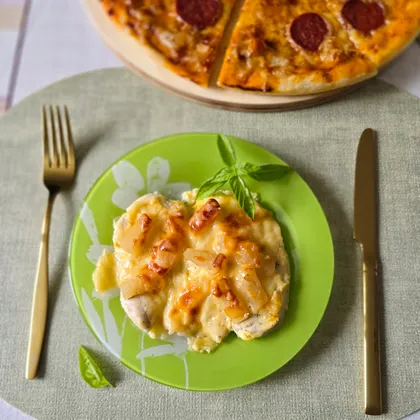Сочное куриное филе с ананасами