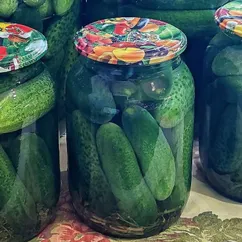 Огурцы солёные 