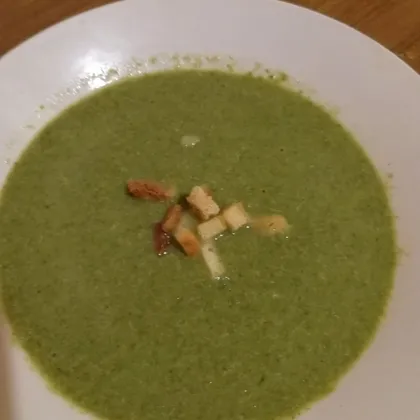 Куриный суп со шпинатом и брокколи