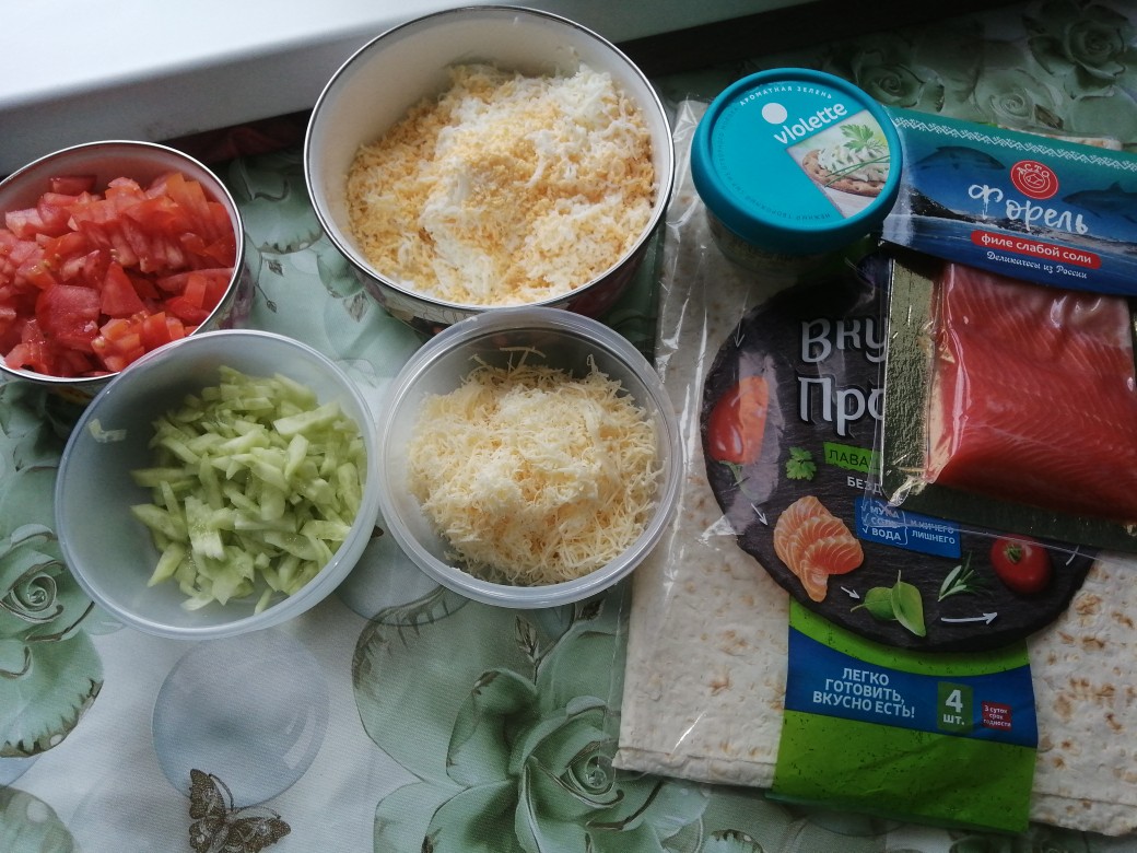 Рулет с форелью