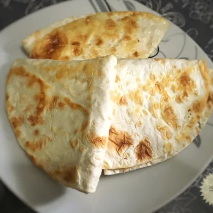 Сырные сектора из лаваша 