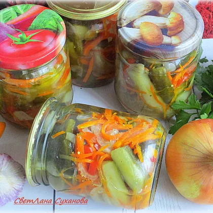 Салат из огурцов "Под шашлычок"