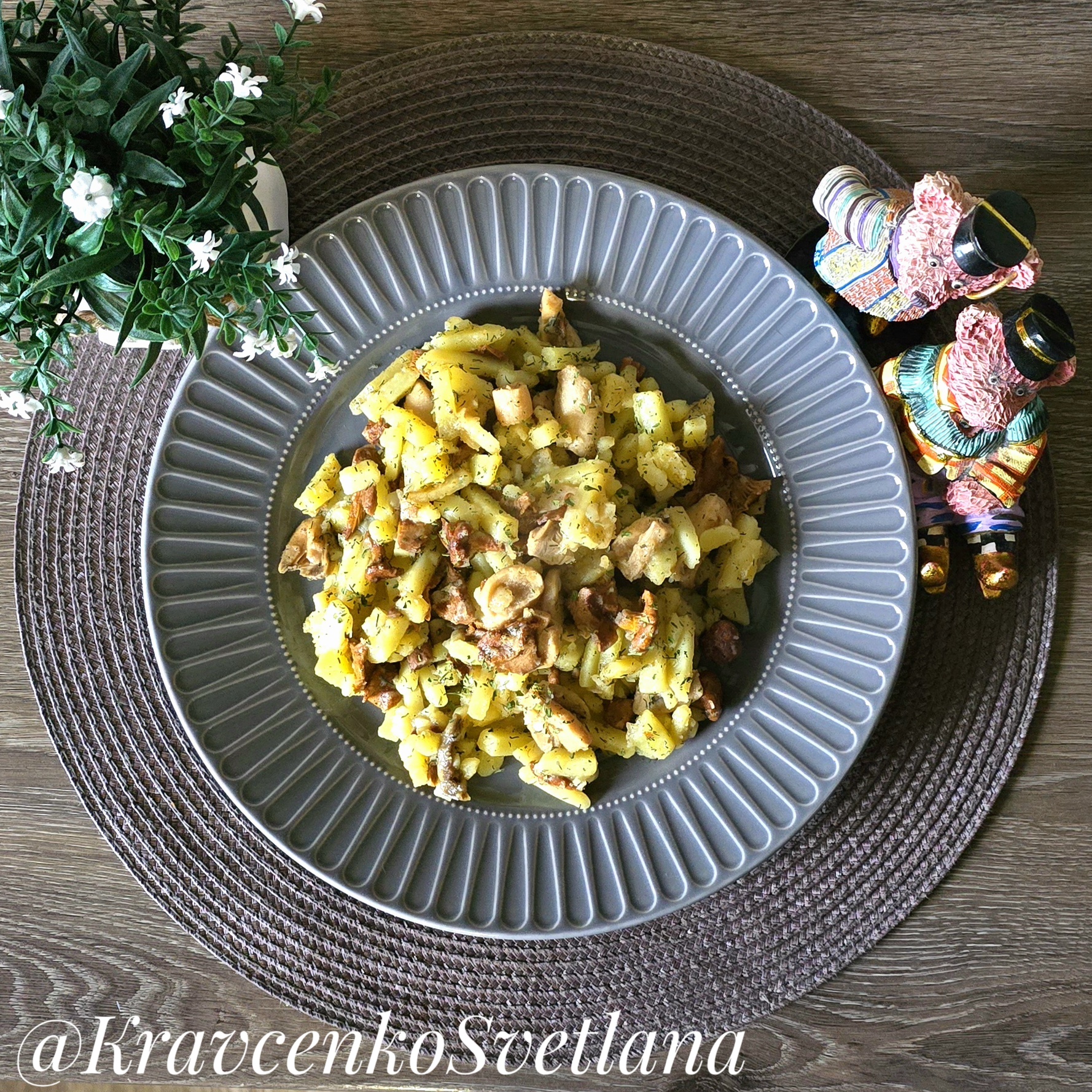 Жареная картошка с грибами