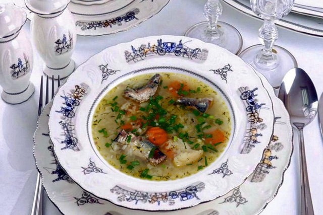 Рыбный суп с цветной капустой