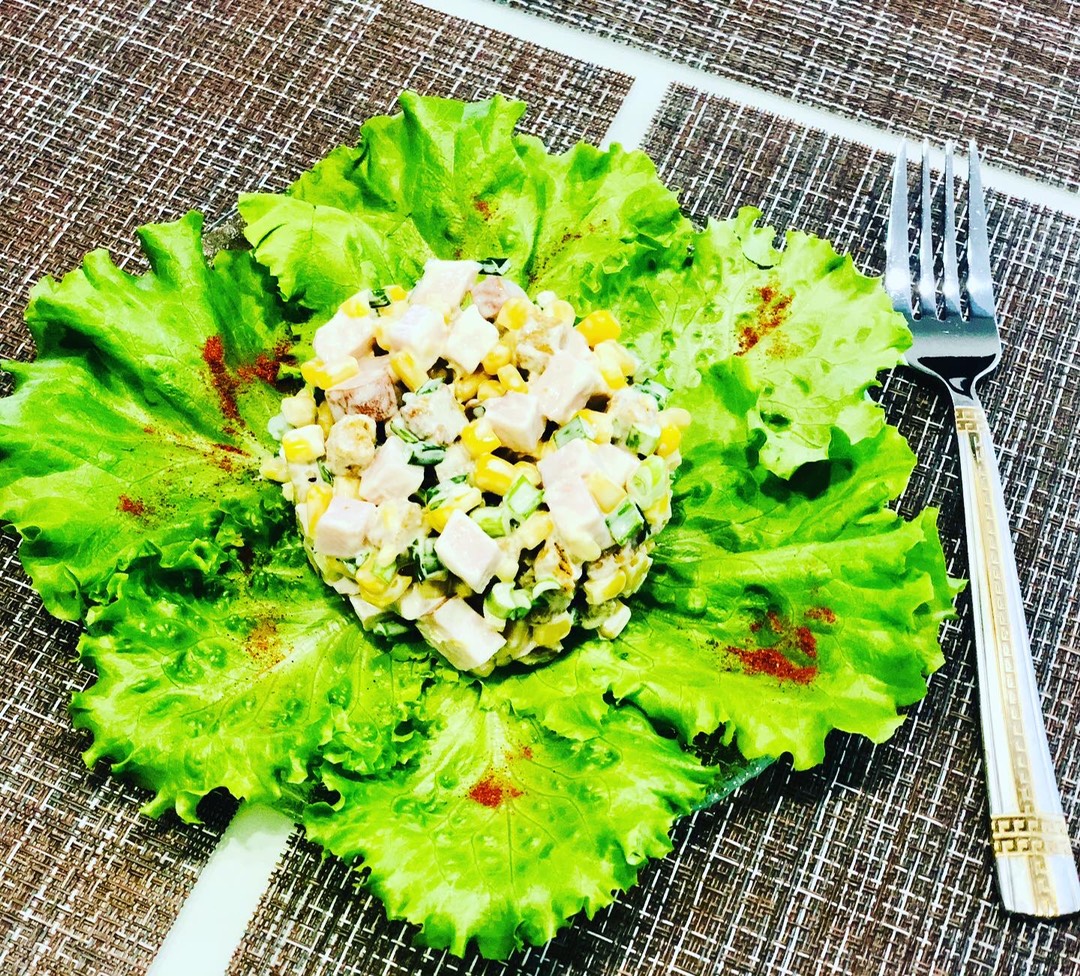Новогодний салатик. Быстрый и очень вкусный