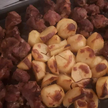 Маринованная свинина с картошкой
