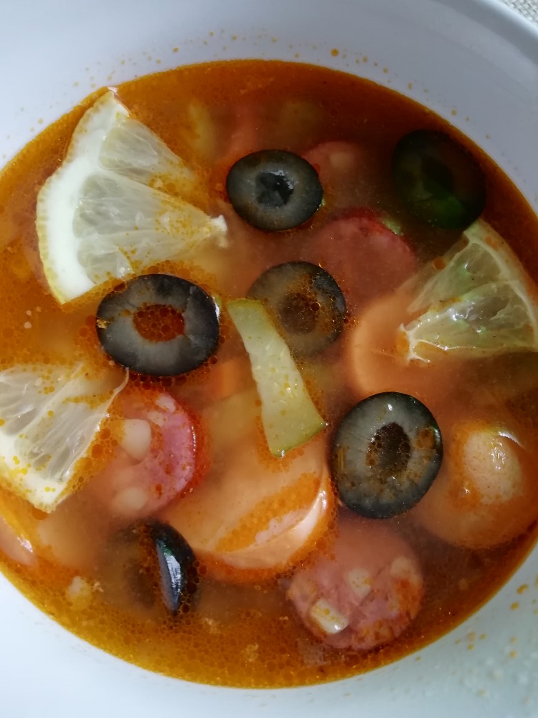 Солянка сборная🍖🥩